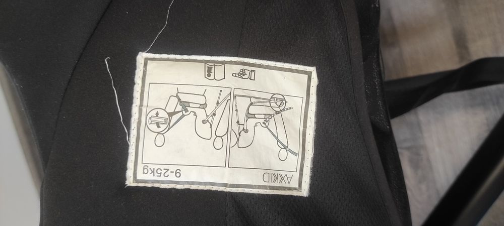 Fotelik samochodowy axkid move 9-25kg rwf