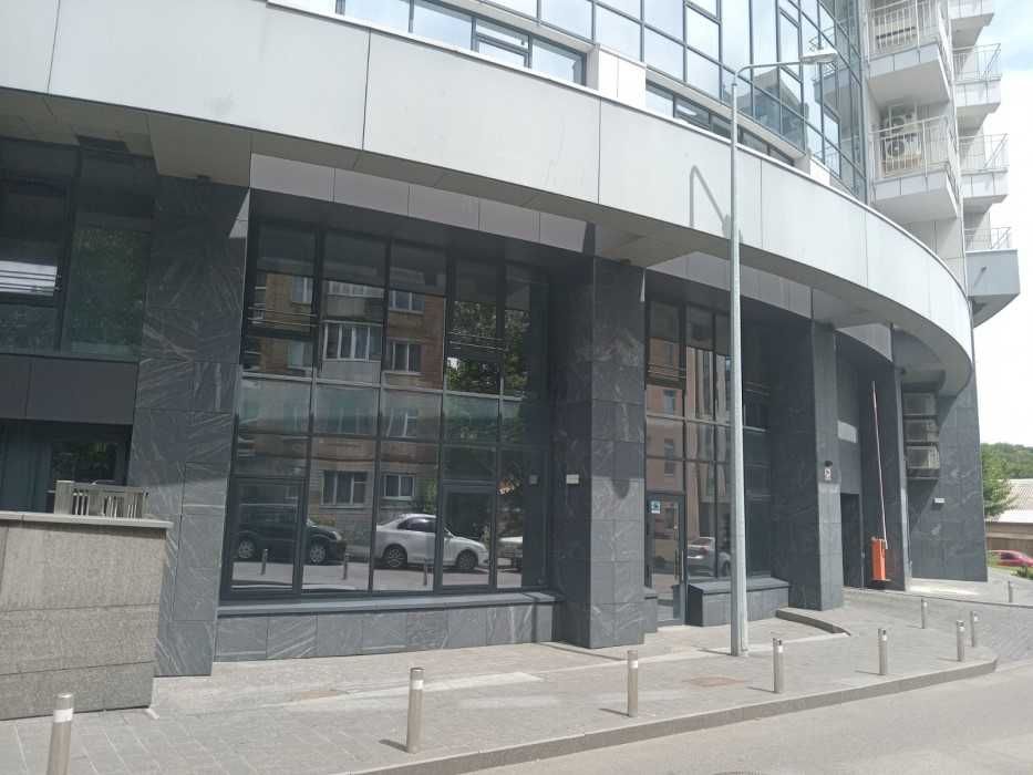 Без комісії! Фасад приміщення 90м  Busov Hill Буслівська 12 Печерськ!