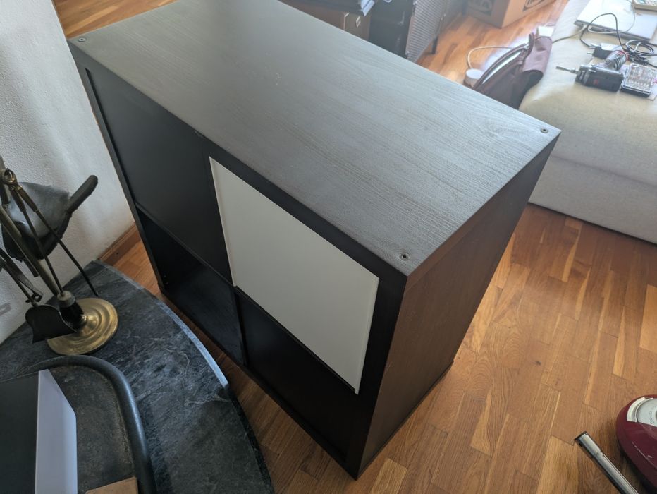 Estante Kallax com acessórios