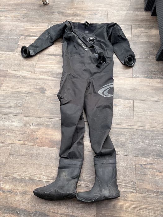 Suchy skafander Thypoon Spectre