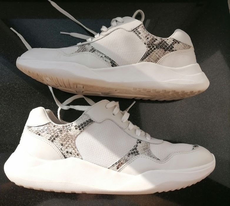 Кросівки жіночі clarks, розмір 39