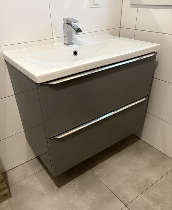 Szafka łazienkowa z umywalką wisząca 80x45