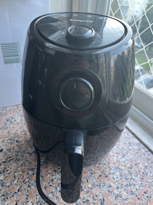 Airfryer BEPER preta