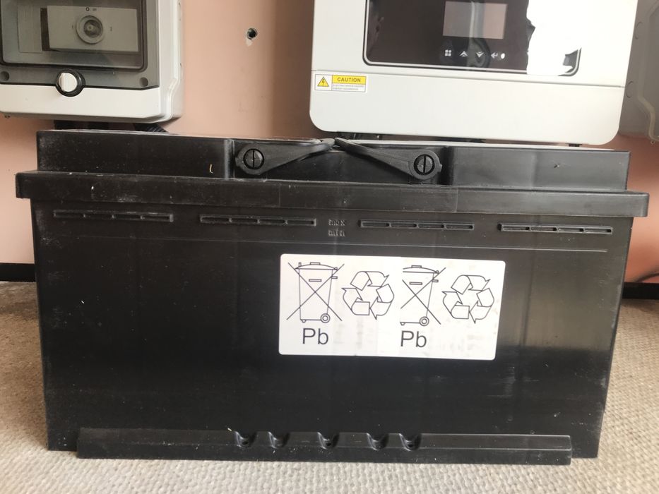 Акумулятор 100 ah 760A 12 V