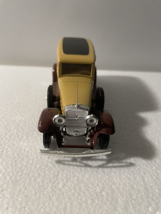 Miniatura antiga da Solido 1:43