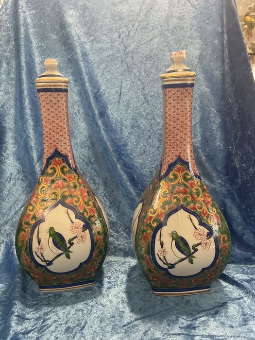 Par de garrafas Ansham pintura manual a ouro altura 32 cm