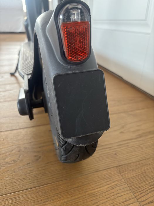 Hulajnowa elektryczna Ninebot Segway KickScooter MAX  G30E II