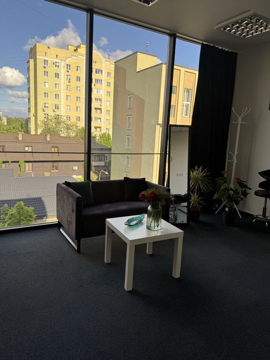 Оренда місця в бʼюті студії