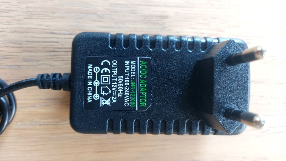 Zasilacz DC 12V 2A wtyczka 5.5mm