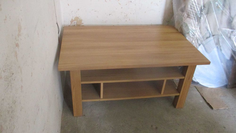 ława z półeczkami