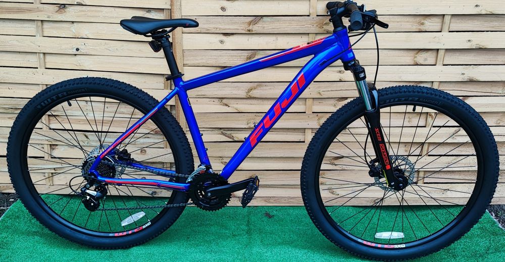 Rower Fuji Nevada  4.0  19 cali L 29 koło