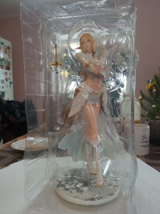 Аниме фигурка. Эльфийка из Line age II