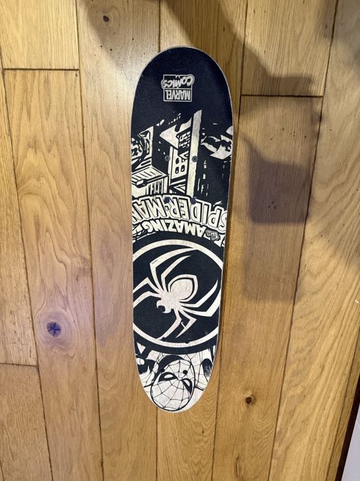 Deskorolka spider man  marvel plus ochraniacze gratis