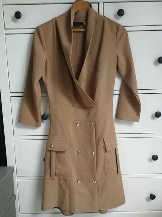 Sukienka elegancka brązowa