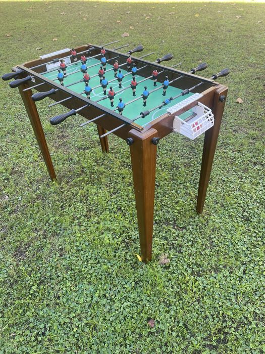 Mesa de matraquilhos para criancas