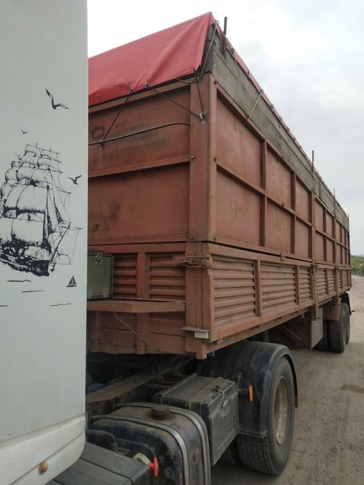 Полуприцеп в хорошем состоянии