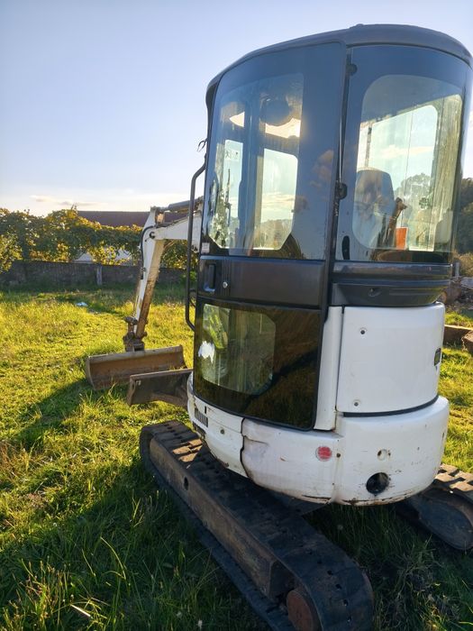 Giratória Case cx26b 2016