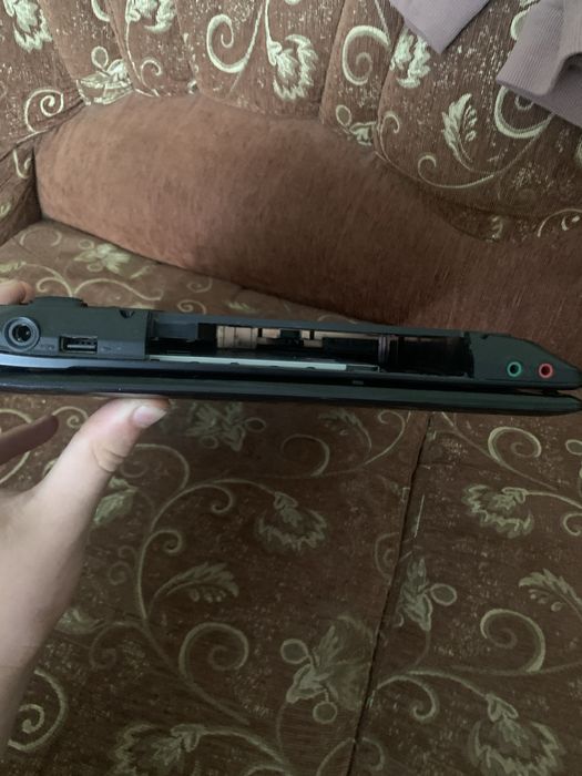 Ноутбук lenovo g560 i3 370m geforce 310m 6gb оперативної памяті