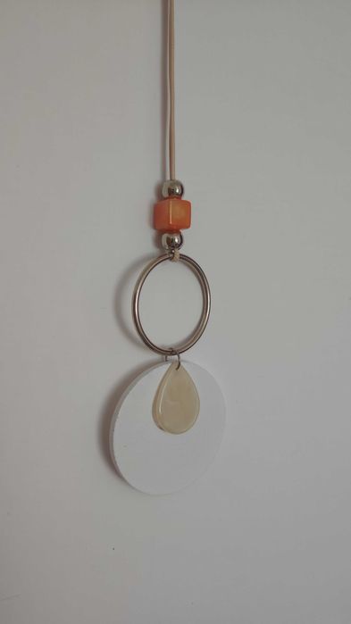 Długi naszyjnik koło drewno metal obręcz akryl vintage y2k boho