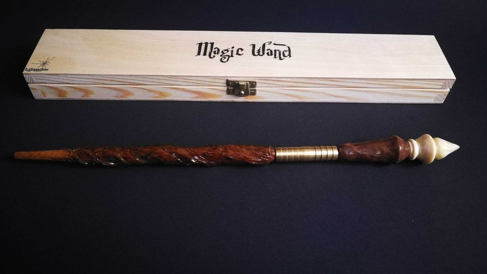 Różdżka z gry Hogwarts Legacy hand made Harry Potter Lilander