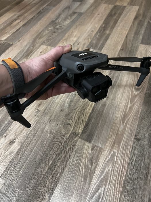 DJI Mavic 3 Pro