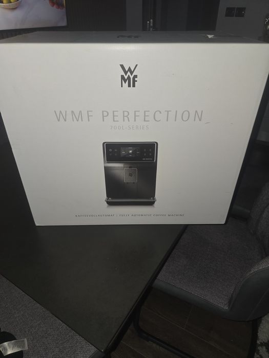 Sprzedam  ekspres  wmf 740