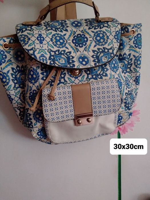 Mochila muito bonita, 30cm