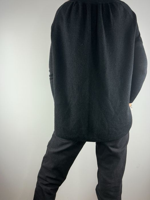 Czarny asymetryczny sweter wełniany Calvin Klein rozmiar XS 34