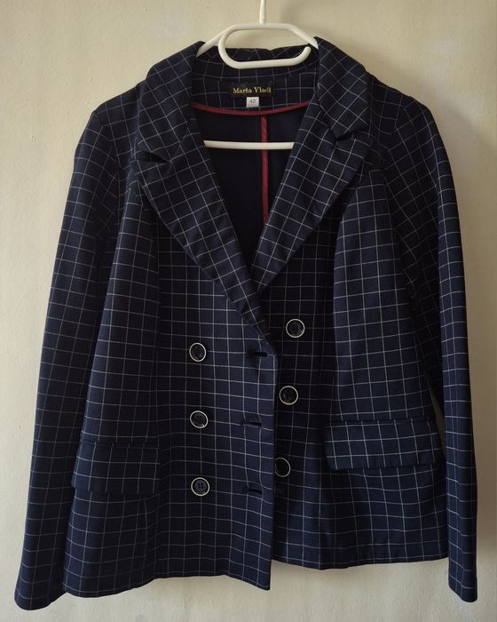 Женский строгий костюм