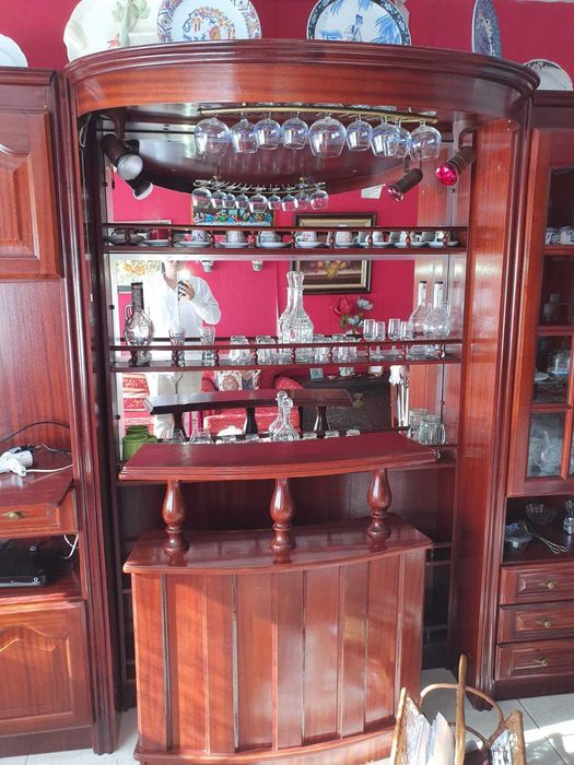 Movel de Sala + mesa e cadeiras