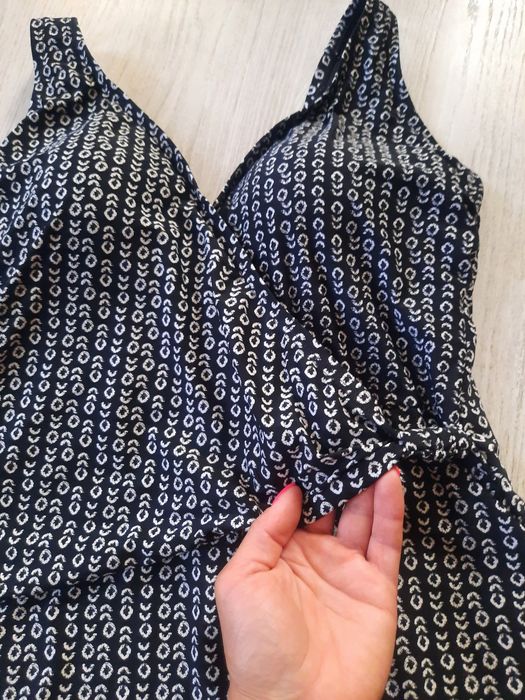 Утягивающий сплошной слитный сдельный купальник коректирующий 50-52