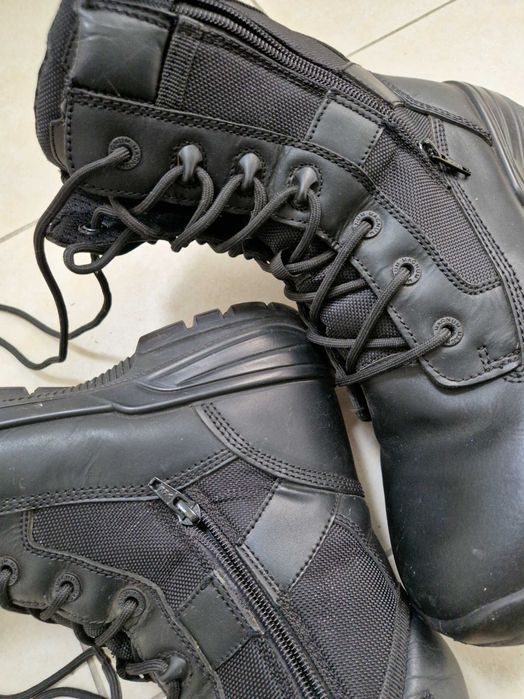 Bota táctica Magnum