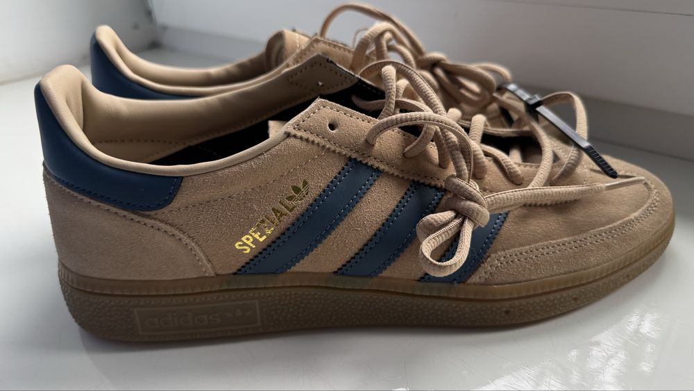 Замшеві кросівки adidas originals handball spezial