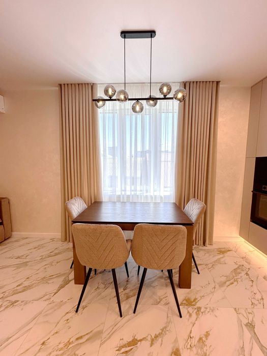 Квартира в центрі з дорогим ремонтом клубний будинок