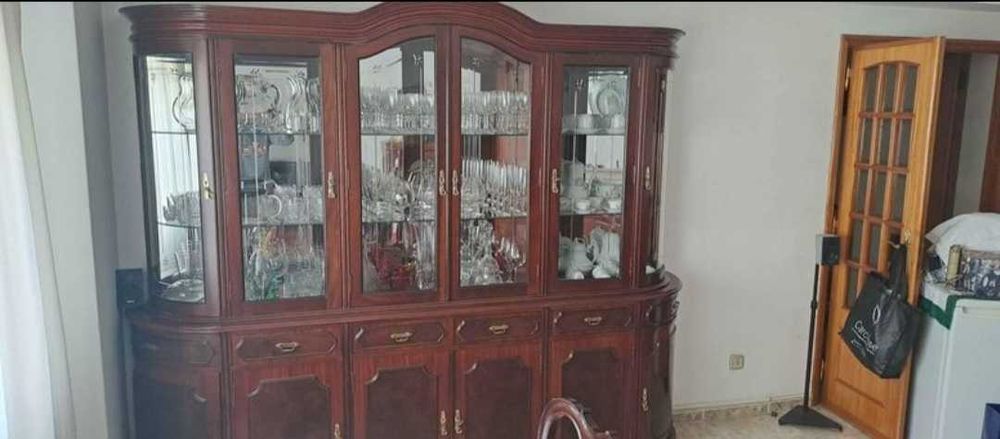 Vendo móvel sala mogno