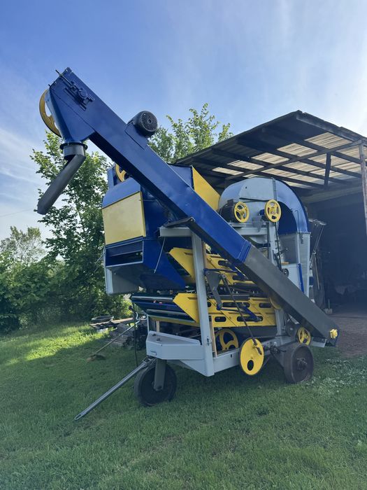 Продам зерноочисну машину ОВС-25