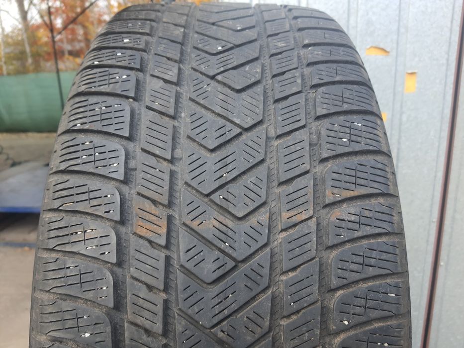 Opony Pirelli  285/40 R22 6mm dot 2019 zimowe 22