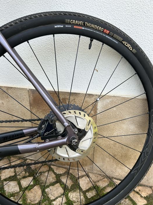 BH Core Gravelx 2.6.21/Preto/Cinza