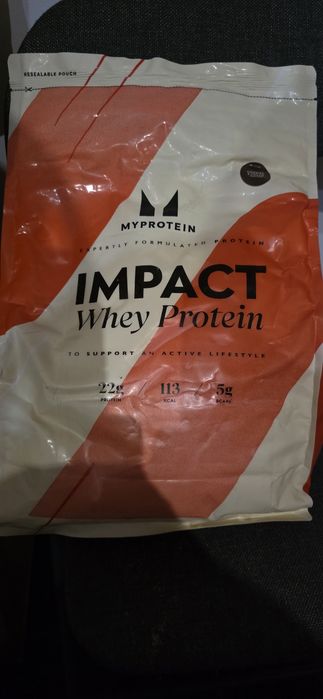 MyProtein Impact Whey Protein 2500 g – Cookies & Cream (Ciasteczka z kremem)