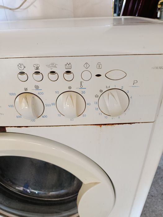 Пральна машина Indesit wisl 103