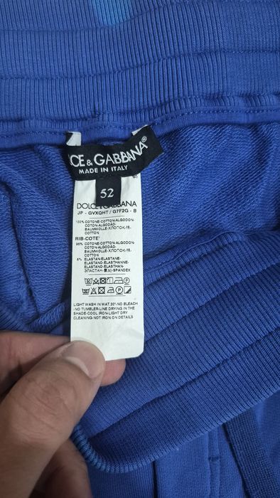 Продам костюм Dolce&Gabbana