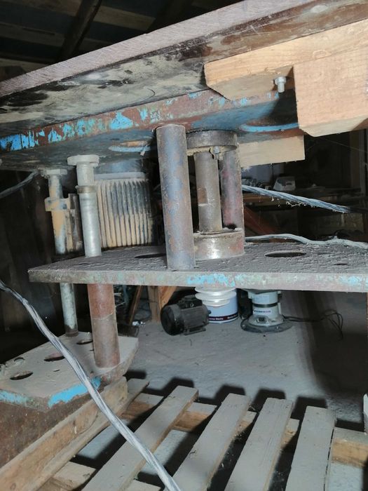 Станок фрезер шлифовальный.