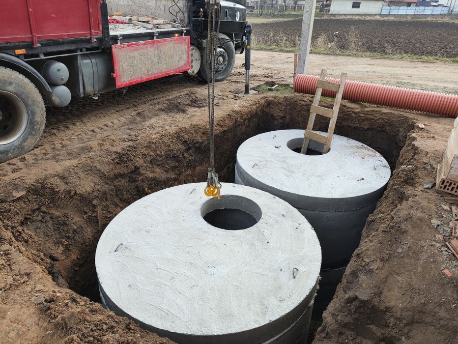 Продаж залізобетонних кілець та плит різних розмірів