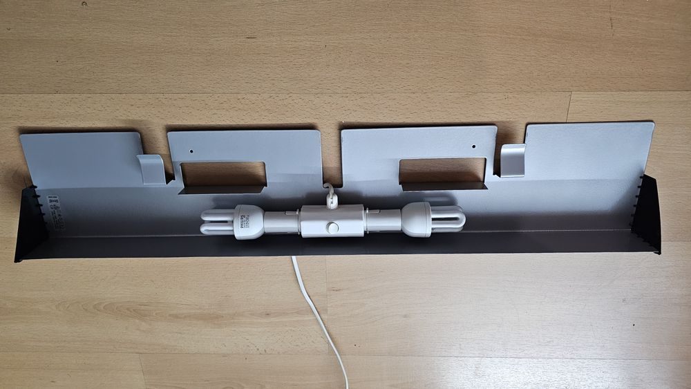 Iluminação para estantes Billy IKEA