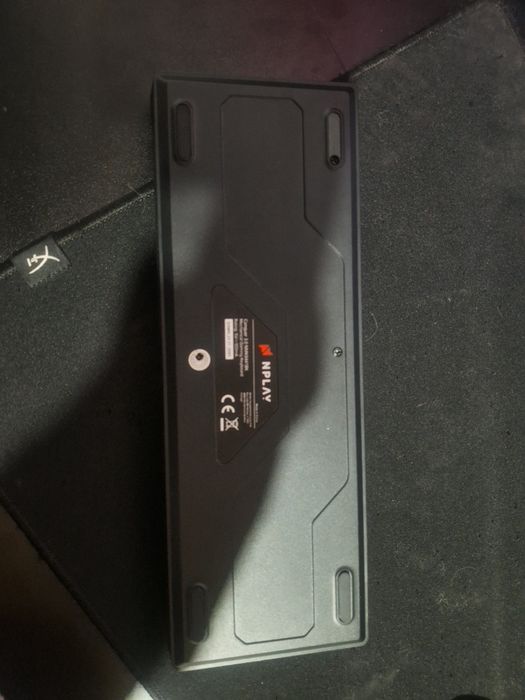 Ps4 semi nova,com teclado mecanico 60%