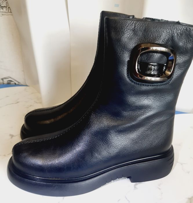 Ботинки фирмы Vitto Rossi размер 41.