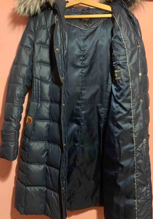 Зимова куртка -пуховик