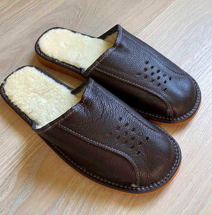 Чоловічі тапочки шкіряні на меху, на овчині, кімнатні, зимові, мужские