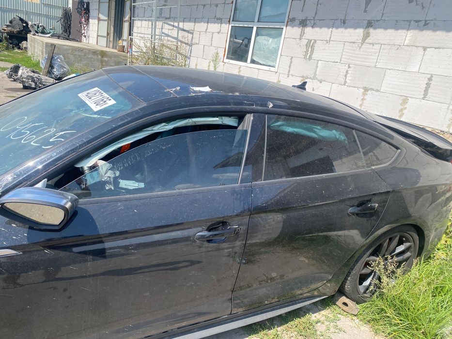 Двері на Audi A5 b9