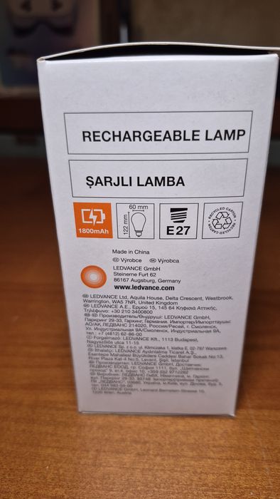 Лампа  LEDVANCE c аккумулятором.A60W. 8W/806 Lm..230V. E27.2700 K.